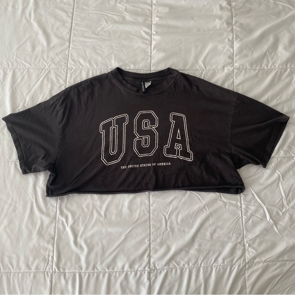 USA Graphic Crop Top - Picture 2 of 5